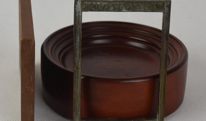 Originální raznice vazby.