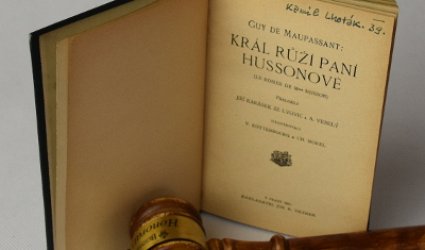 Král růží paní Hussonové.