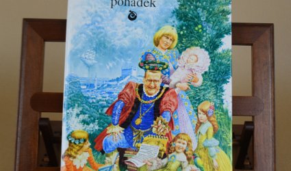 Modrá kniha pohádek.