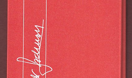 Město hradbami obehnané.