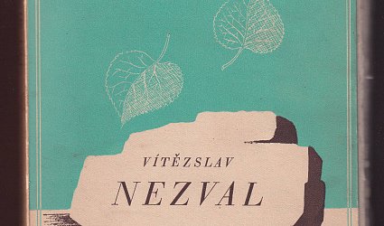 Pět minut za městem.