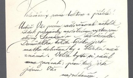 Dopisní karta s natištěným jménem.