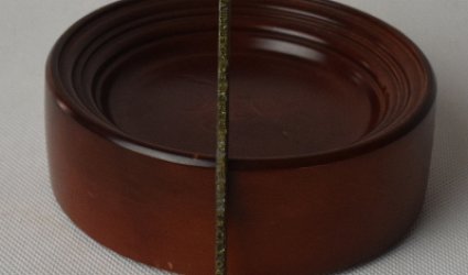 Originální raznice hřbetu vazby.