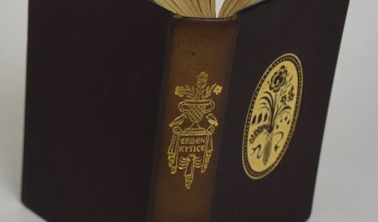 Kytice z pověstí národních.