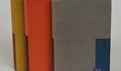 1. Jediné východisko. 2. Červená hvězda. 3. Chléb a víno. Trilogie.