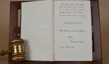 Největší z Pierotů.